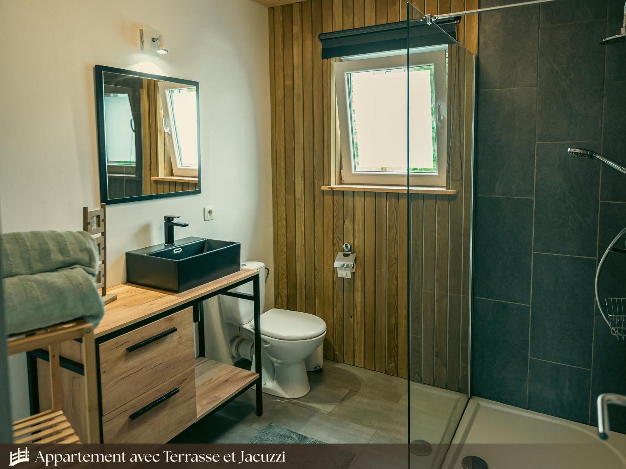 Les Appartements Du Pont Alsort Froid-Chapelle Kültér fotó