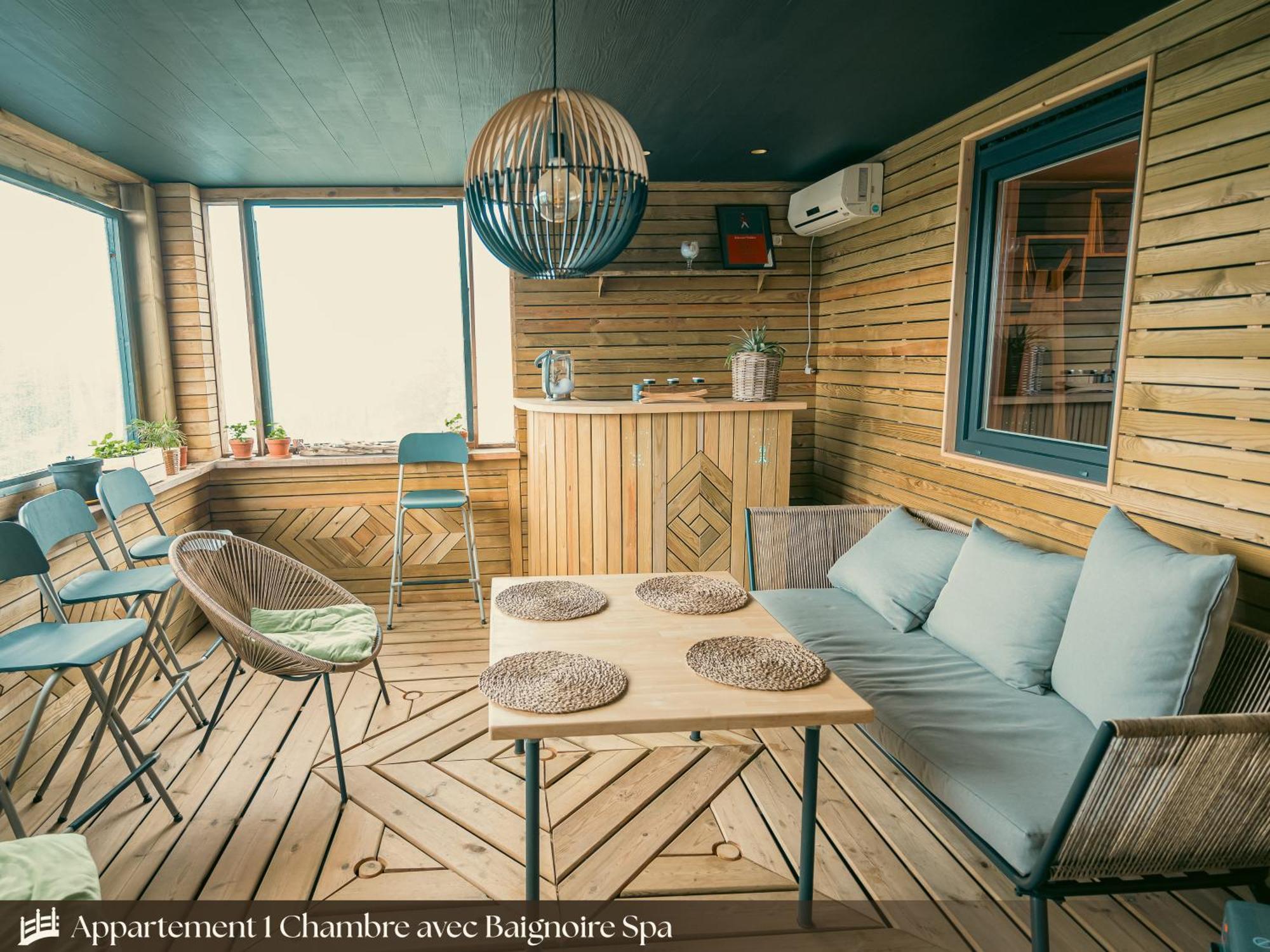 Les Appartements Du Pont Alsort Froid-Chapelle Kültér fotó